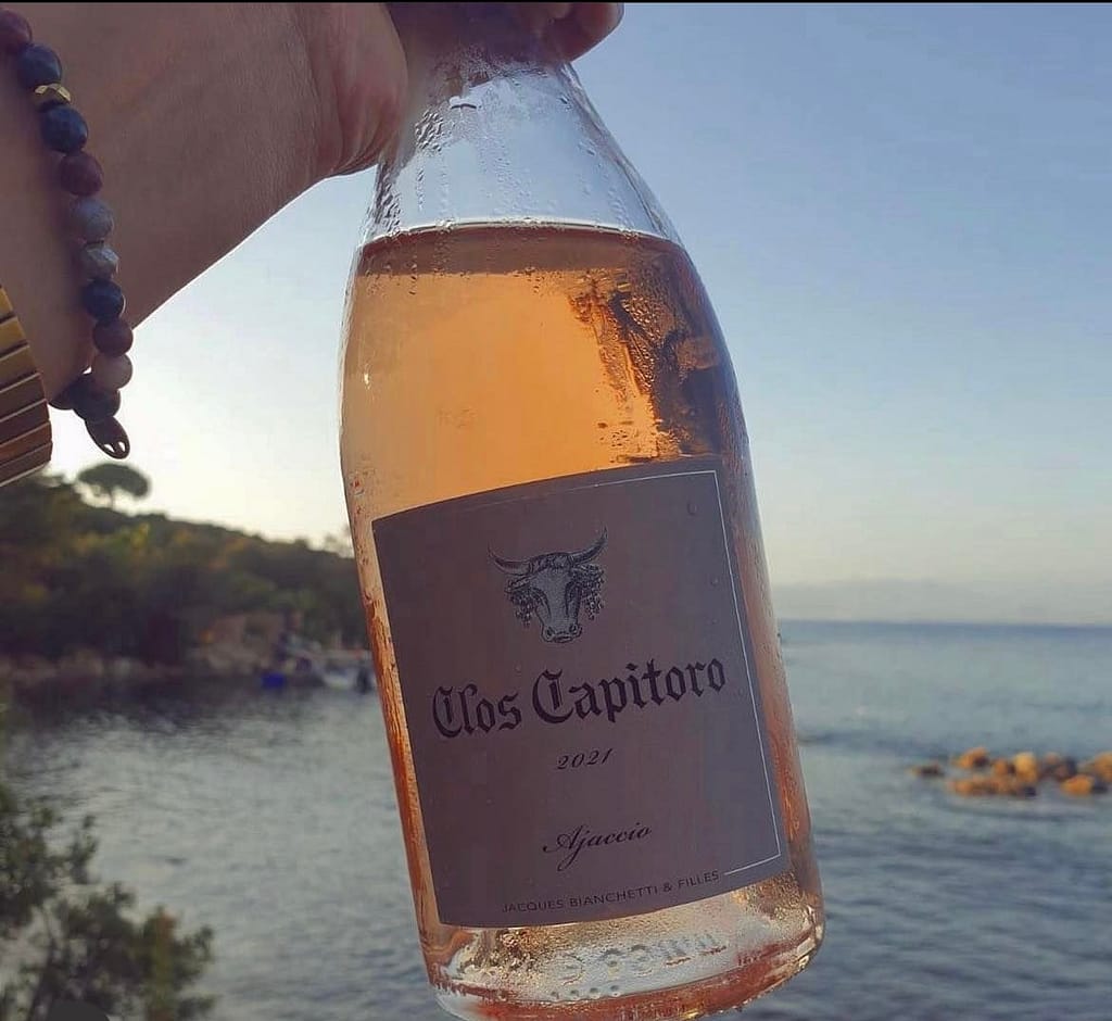 Bouteille rosé Clos Capitoro.